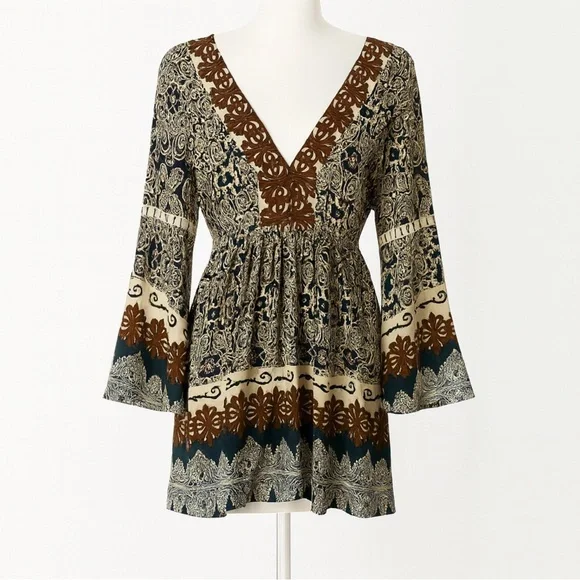 Umgee Boho Paisley Bell-Sleeve Romper Jumpsuit Size M - Picture 2 of 11